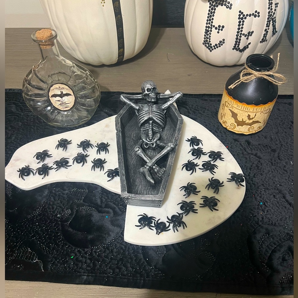 Assorted Halloween 👻 Decorations